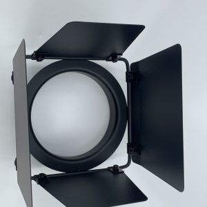 L005617-TV MINI FRESNEL TW Barndoor